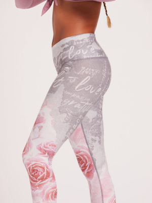 Gratitude Winter Rose Barefoot Legging