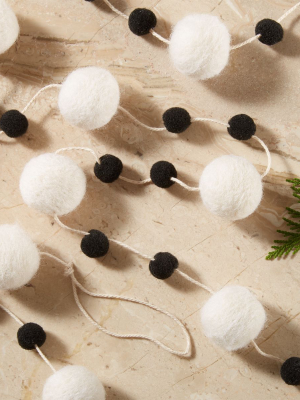 Felt Black And White Garland 108"