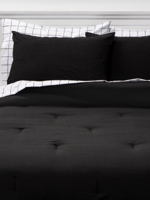 Bed In A Bag Black Solid Microfiber With Windowpane Sheets - Room Essentials™