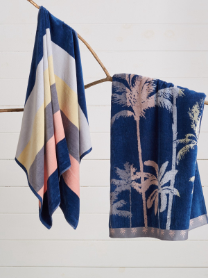Great Bay Home Oversized Plush Jacquard Beach Towel