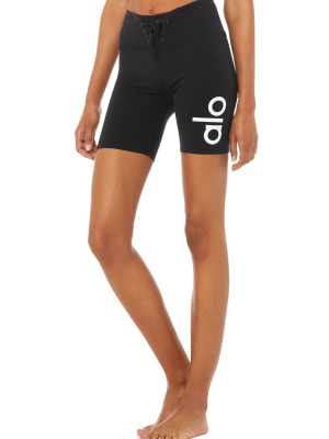 7" Yogi Lace Up Short - Black/white