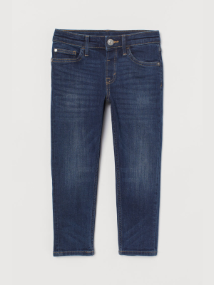 Relaxed Tapered Fit Jeans