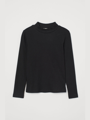 Ribbed Mock-turtleneck Top