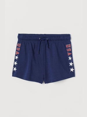 Sweatshorts With Side Stripes