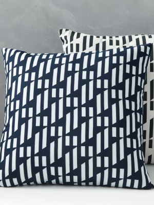 Outdoor Triangle Lattice Pillow