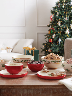 Holiday Luna Nesting Dinnerware Set