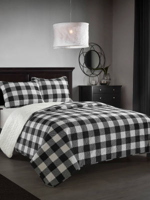 Dearfoams Buffalo Plaid Quilt Set With Micromink Reverse