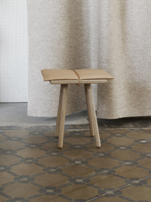 Georg Jubilee Stool