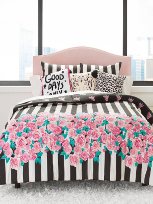 Betseyville Romantic Comforter Set