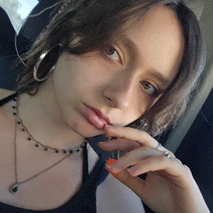 Ava.☆°`~